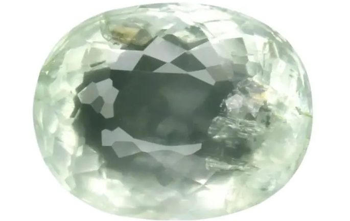 Beryl vs Peridot: Luminous Green Gemstone Comparison Guide Beryl vs Peridot_2a