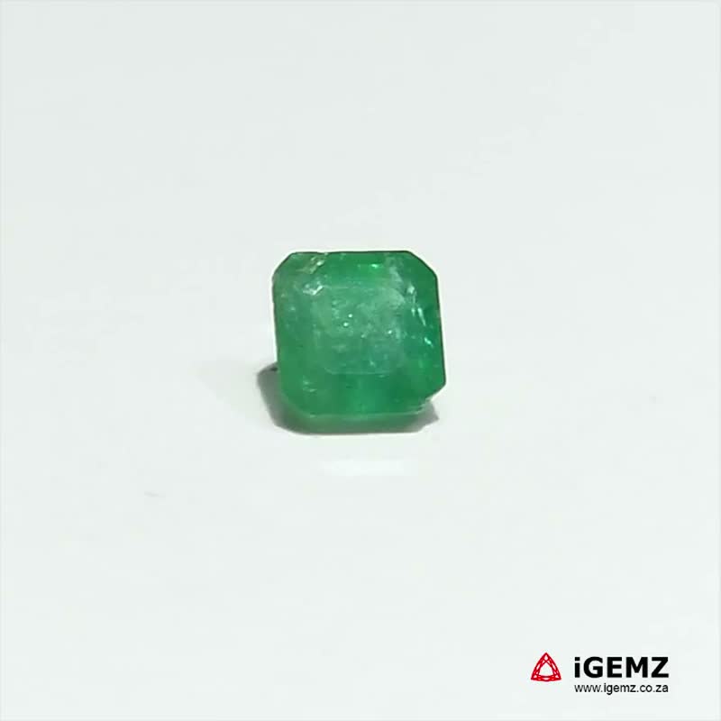 iGemz21416.1 0.85 ct Green Emerald - iGemz21416