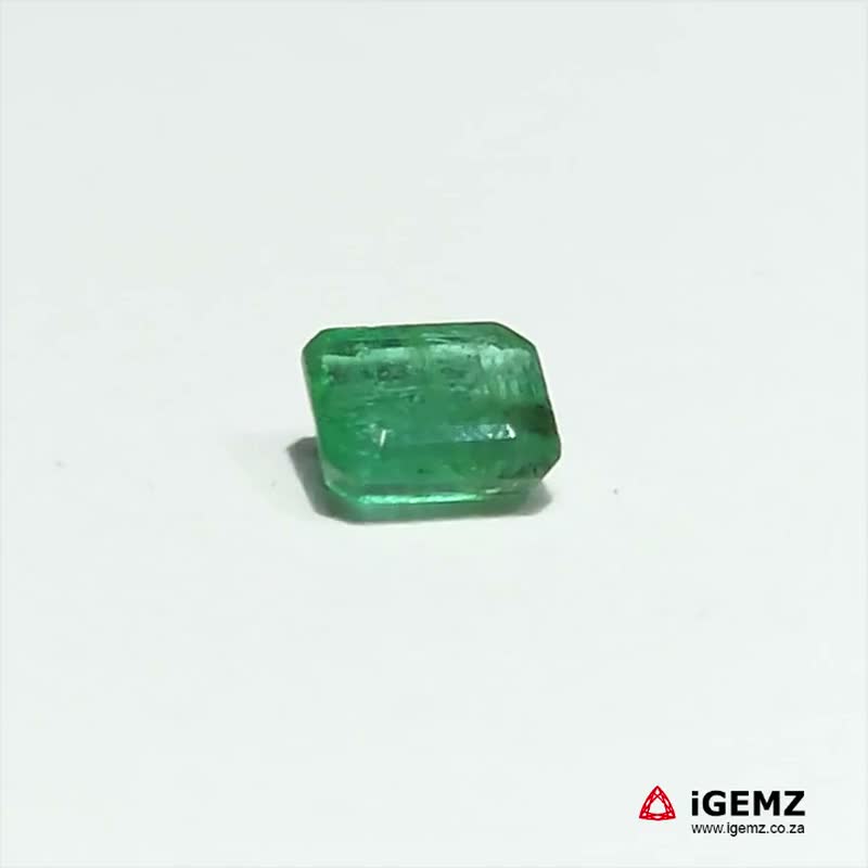 iGemz21421.1 0.91 ct Green Emerald - iGemz21421