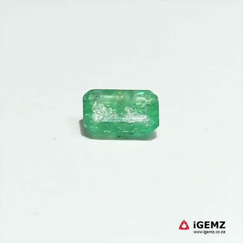 iGemz21422.1 0.86 ct Green Emerald - iGemz21422