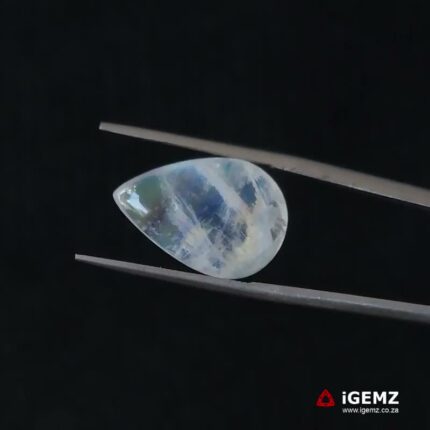8.99 ct Rainbow Moonstone - iGemz21187