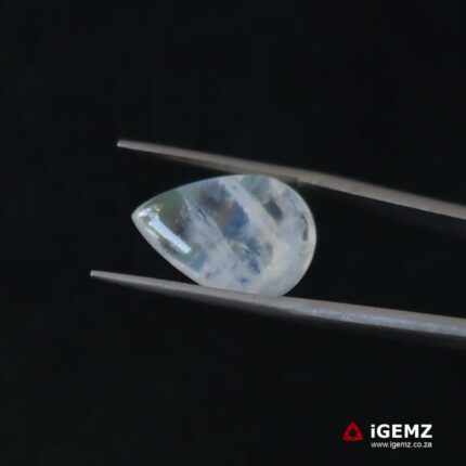 8.99 ct Rainbow Moonstone - iGemz21187